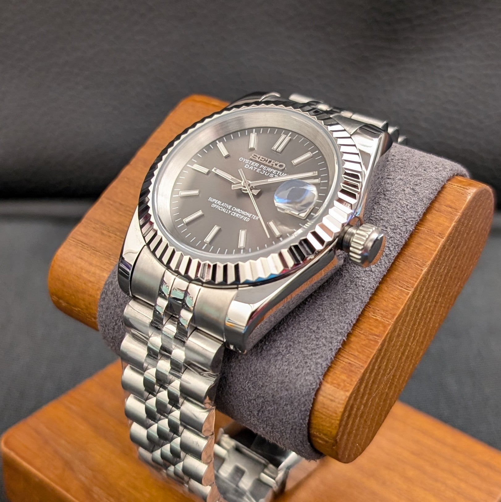 DateJust Classic build