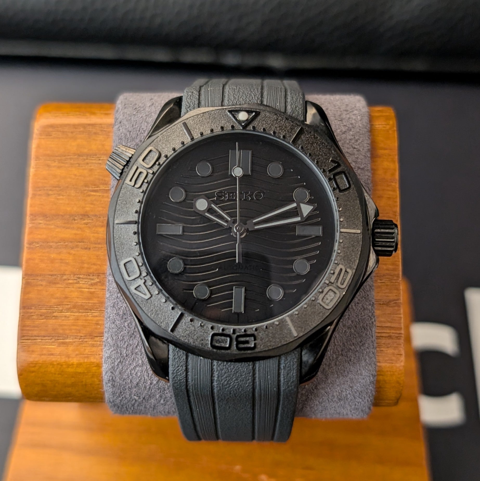StealthMaster 300 | SeaMaster Homage